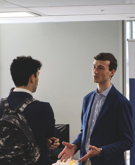 Cycle Ingénieur en apprentissage à l’Isep : une formation d’excellence en numérique, alliant expertise scientifique, projets innovants et immersion progressive en entreprise.